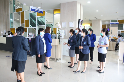 คุณนริชรา โครตประทุม หัวหน้ากลุ่มการพยาบาลและคณะ